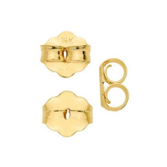 Solid gold star earring studs - Picture 2 of 4